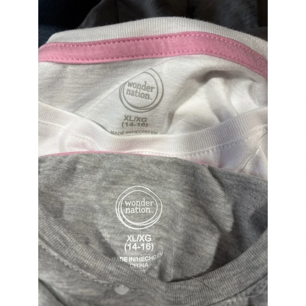 Wonder‎ Nation Kids Girls XL 14-16 2 Piece Shirt Set Gray Cat Dog Snow Angels